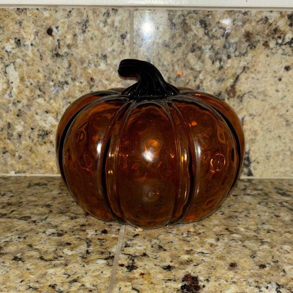 Glass Pumpkin Decor - Amber